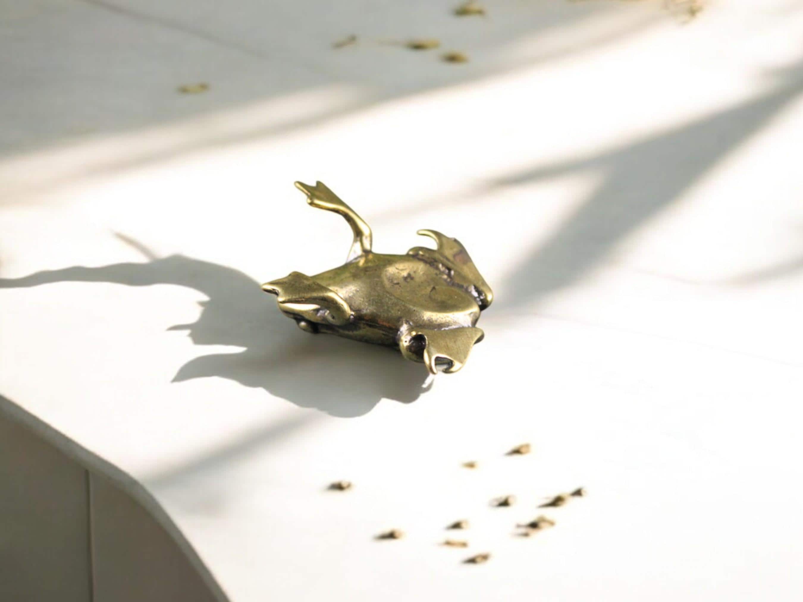 Mini Brass Frog Figurine, Vintage Garden Sculpture, Home Ornament