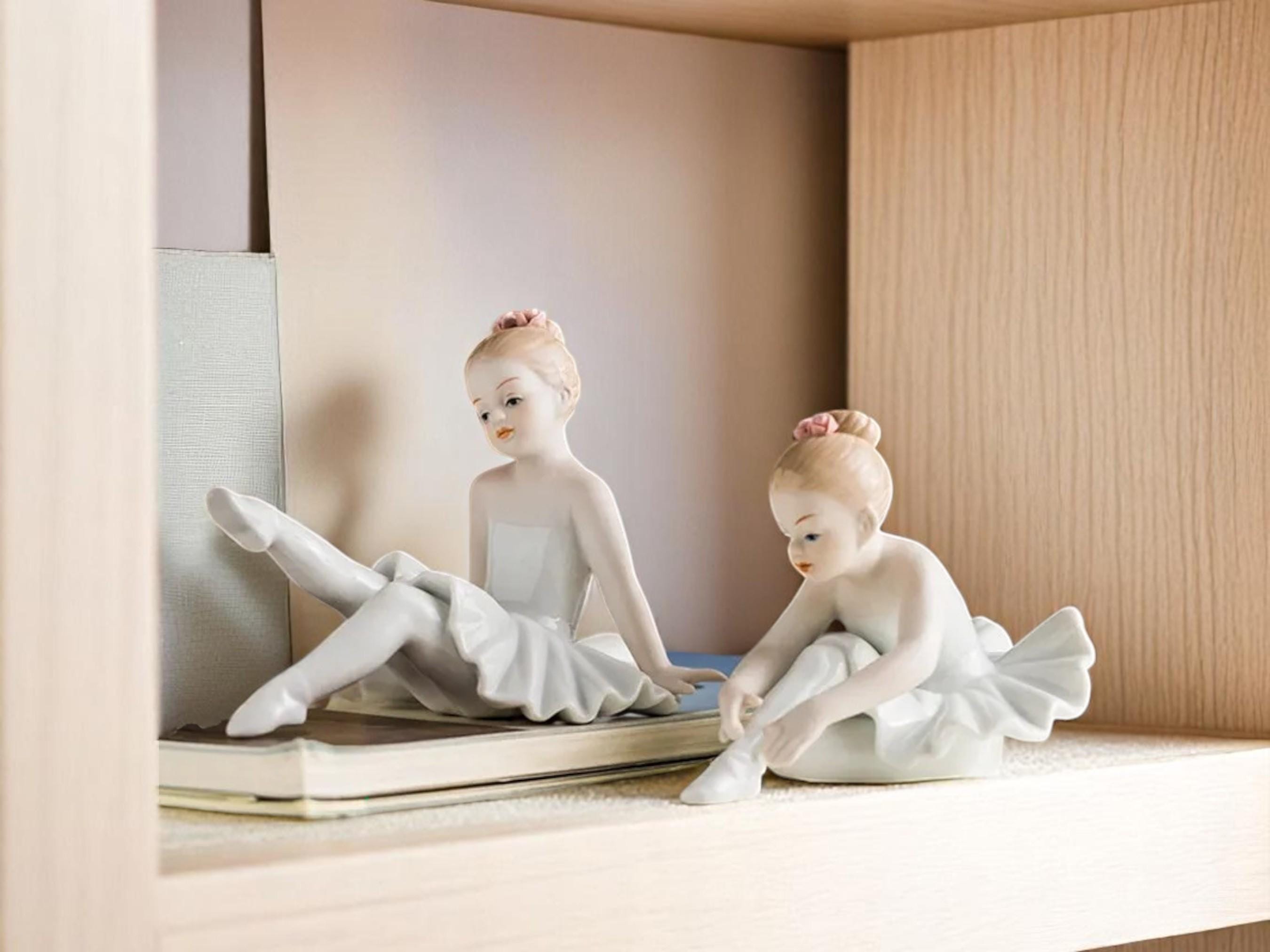 Elegant Ceramic Ballerina Figurine: Ballet Girl Statue, Bedroom and Shelf Decor