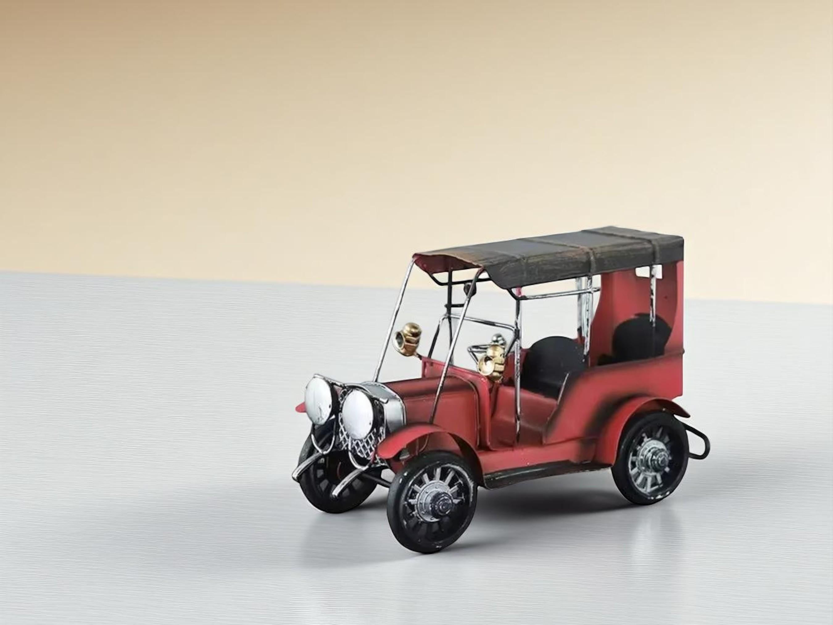 Retro Metal Car Model, Classic Miniature Vehicle Desk Decor, Collectible Home Gift