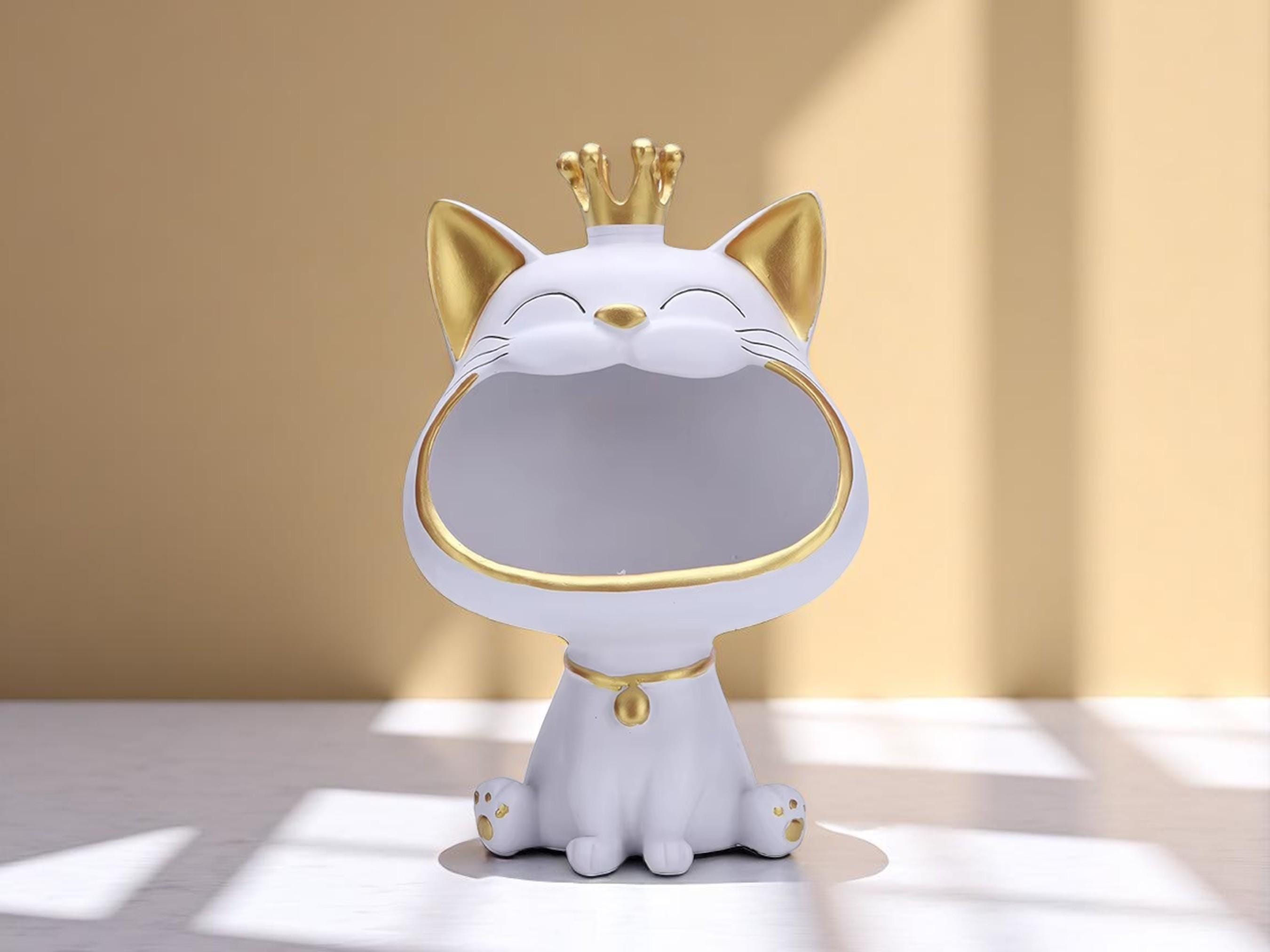 Resin Bulldog Storage Tray: Playful Dog Desk Organizer